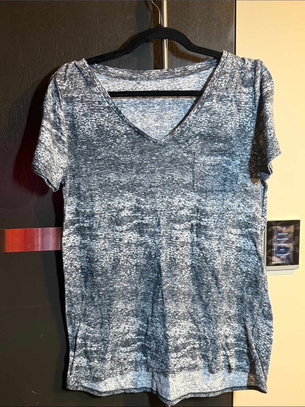 Massimo Heathered Black V-Neck Short Sleeve Tee